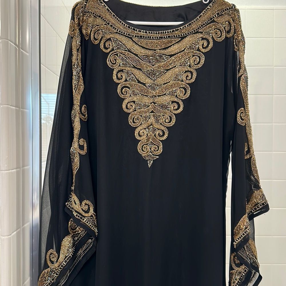 Black and gold kaftan